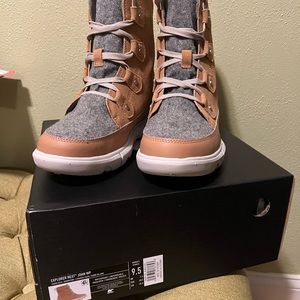 Sorel Explorer Next Joan